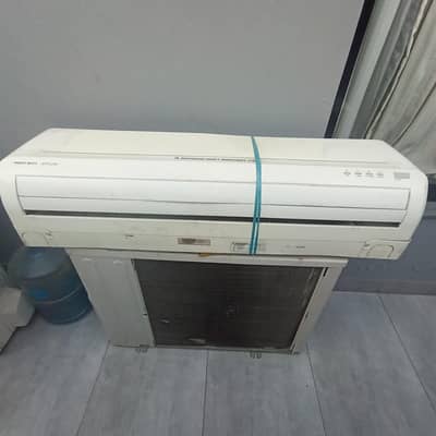 Used Splits ACs  in eminent condition for sale.