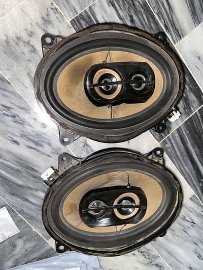 Original grande toyota speakers 6X9