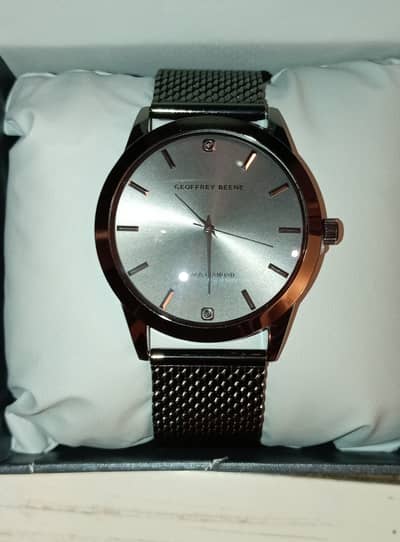Geoffrey beene American watch