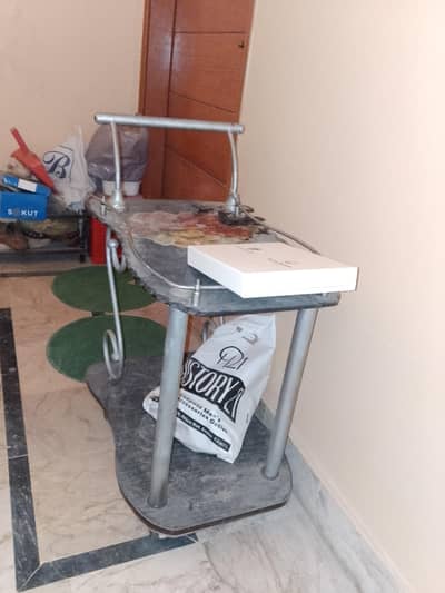 taamam items sale k lie Hain