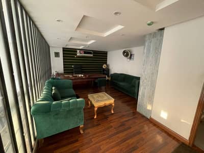 Fully Furnished 4 Marla Office for Rent