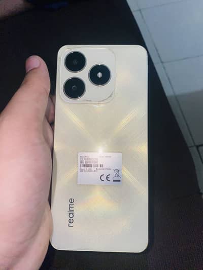 REALME C61