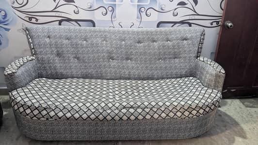 good condition sofa. set