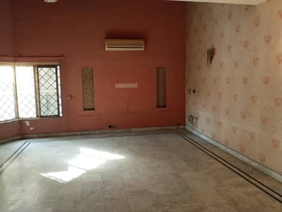 1 Kanal Super Out House Prime Hot For Sale dha Phase3