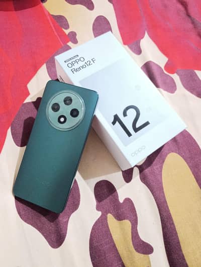 OPPO RENO12 F