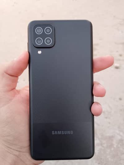 Samsung a12 4/64gb