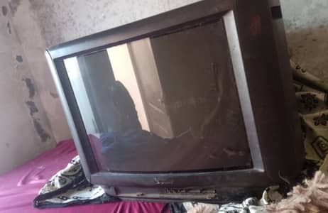 CRT Television / Tv /Budget Friendly tv