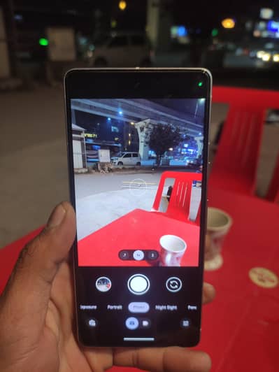 Google pixel 7 8/128  exchange possible only with iPhone