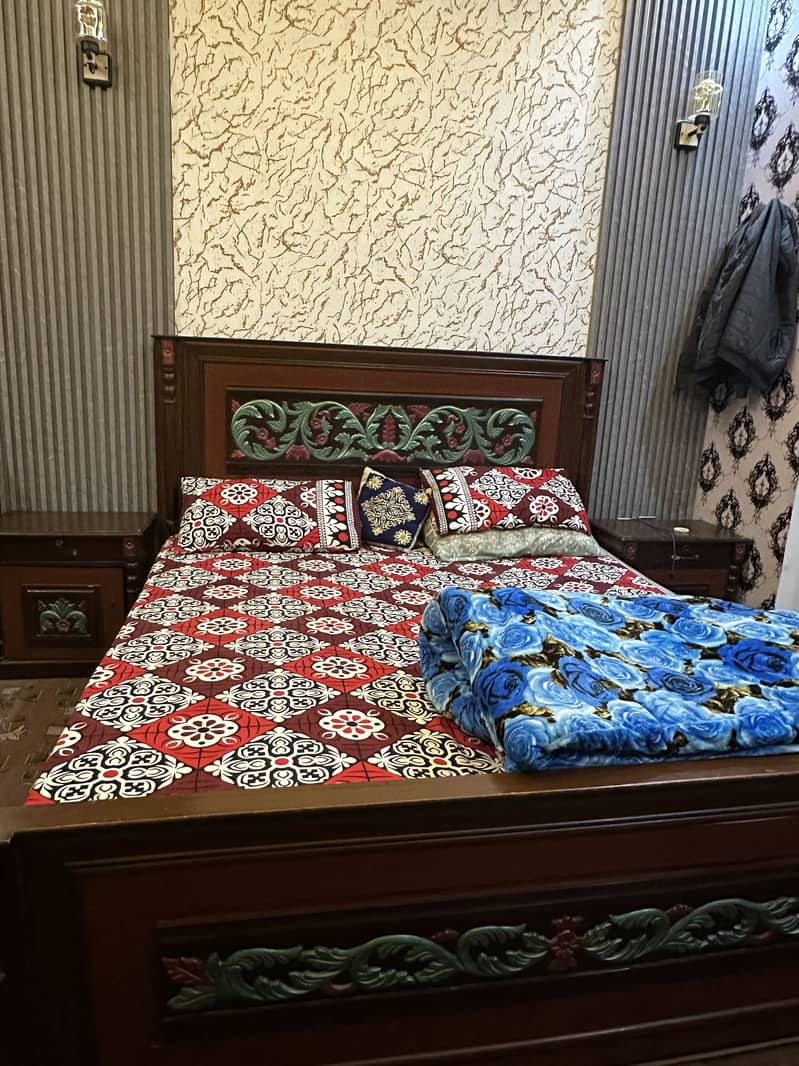 Bed 2 side table 1 dressing 0