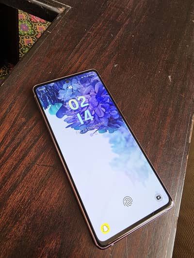 Girl Used Samsung Mobile S20 FE