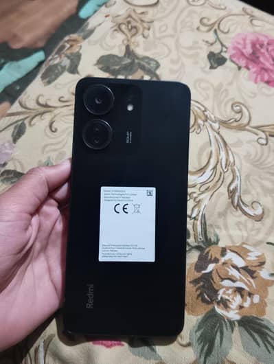 readme 13c 6/128 condition 10by10 scratch less in warranty