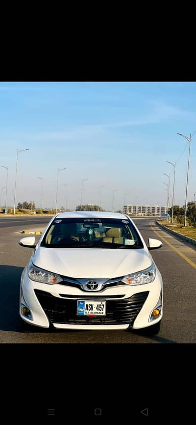 Toyota Yaris gli 1.3 2021 model manual