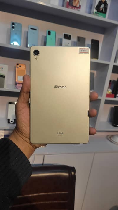 Huawei Docomo D Tab 4gb 64Gb ( Orignal American) Neat Condition