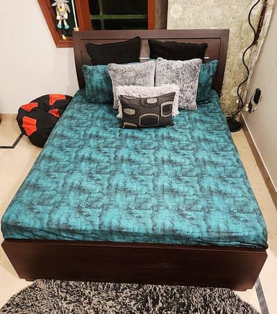 Queen Bed for Sale with Mattress