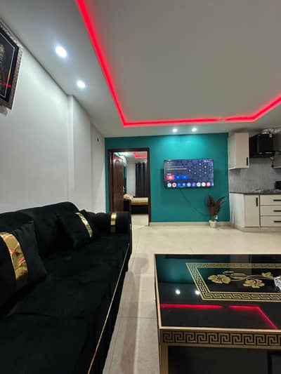 1 bed luxury apartments for rent on daily basis in bahria town lahore