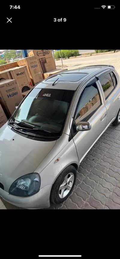 Toyota Vitz 2000 model