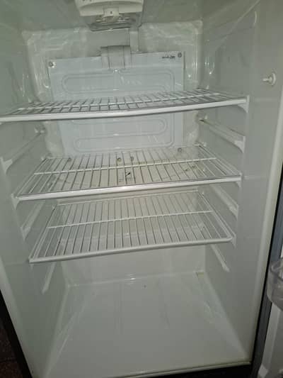 Refrigerator in very new condition