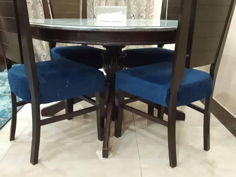 Solid wood Dinning Table 1