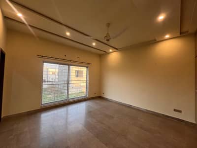 Cheapest Price 1 Kanal Upper Portion Available For Rent In Just 1.10 Lac