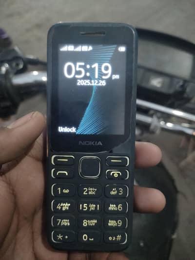 Nokia 130 2024 10 / 10 condition bilkul okay hai