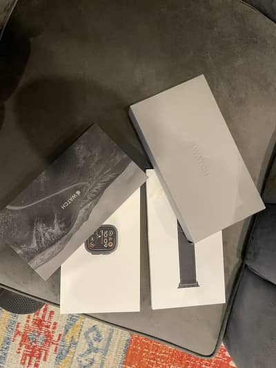 Apple Watch Ultra 2 49mm Black Ti Black TL M/L BOX PACK