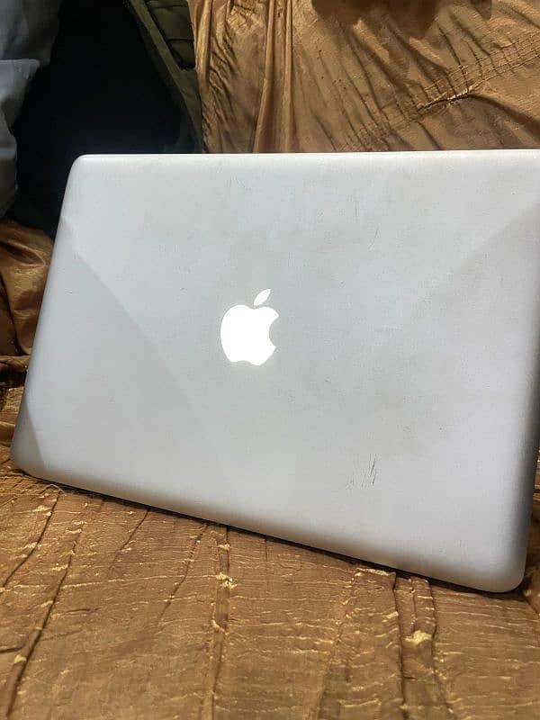 MacBook pro 0
