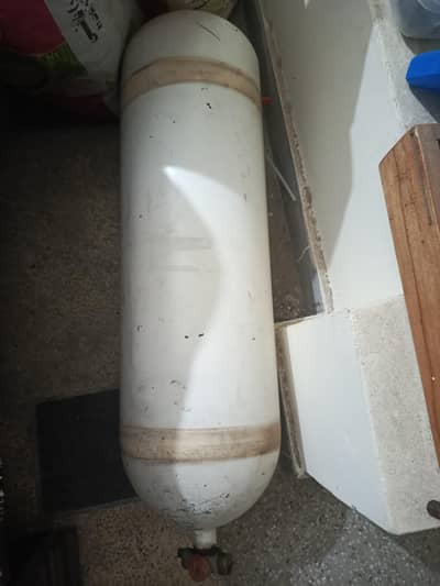 Mehran Genuine CNG Cylinder with Genuine Stand