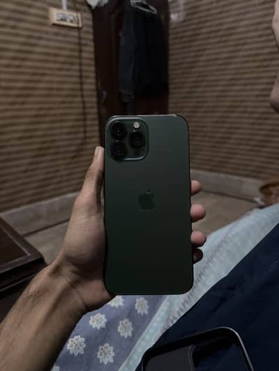 13 pro max GREEN colour