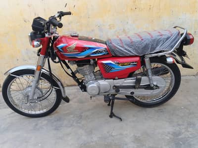 Honda 125 model 23/24 for sale
