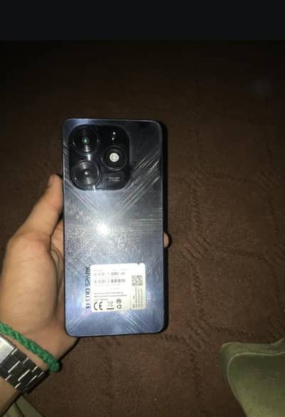 Tecno spark 20c 128gb
