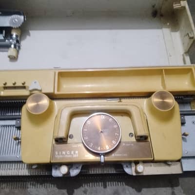 knitting machine