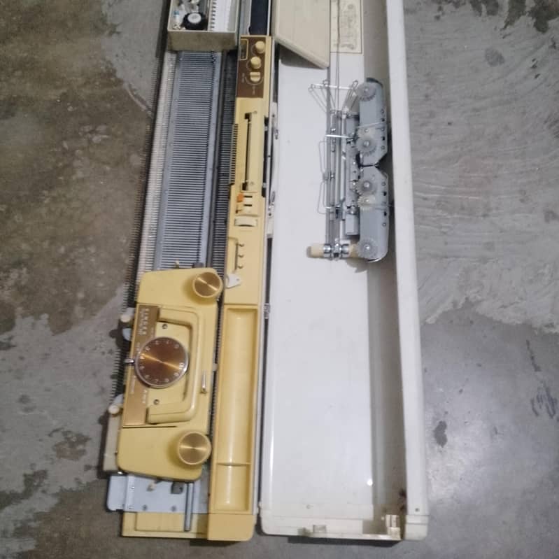 knitting machine 6
