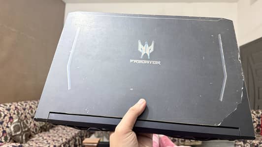 Accer Predator Helios 300 - Core i7-9th generation