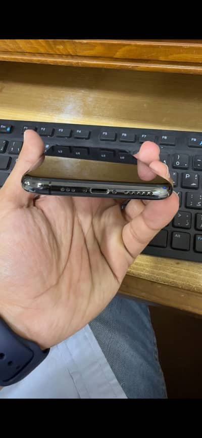 Iphone Xs 256gb Sim will work 4 months