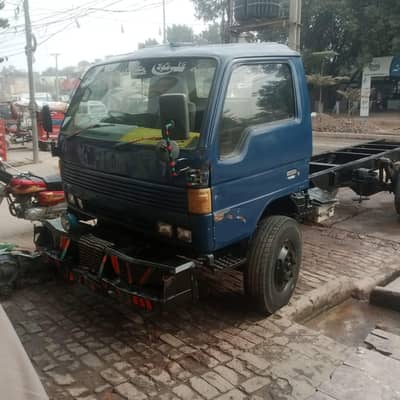 Mazda 3500 loader frame