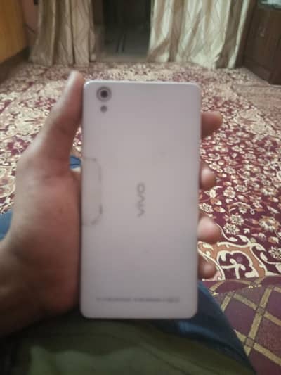vivo y51