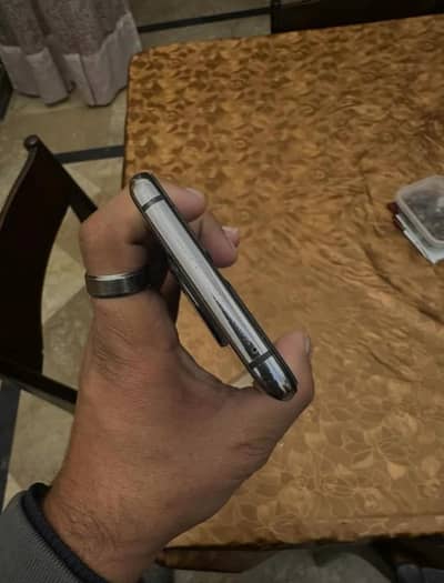 I am selling My phone oneplus 7t 8)256 gb