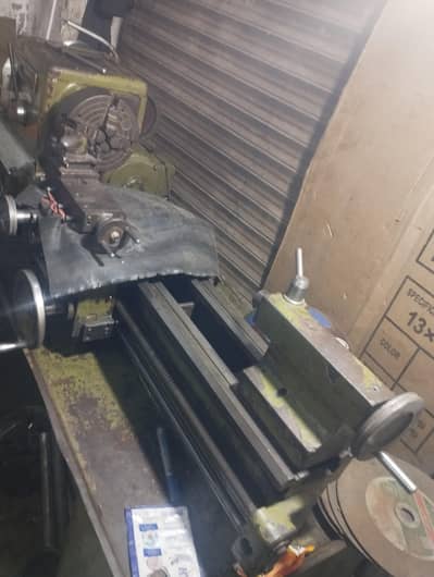 lathe mchine 4ft sath dakh Chak
