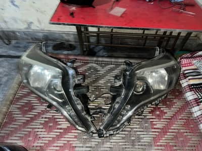 Land Cruiser Prado 2015 Headlights