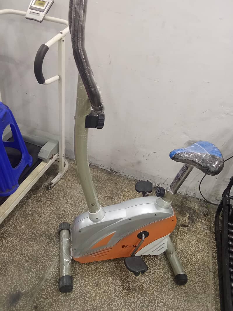 Magnetic Exercise Cycle 4