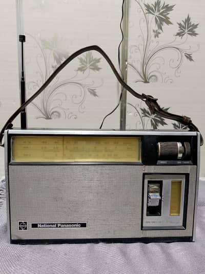 National Panasonic Transistor Radio