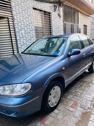 Nissan Sunny 2005