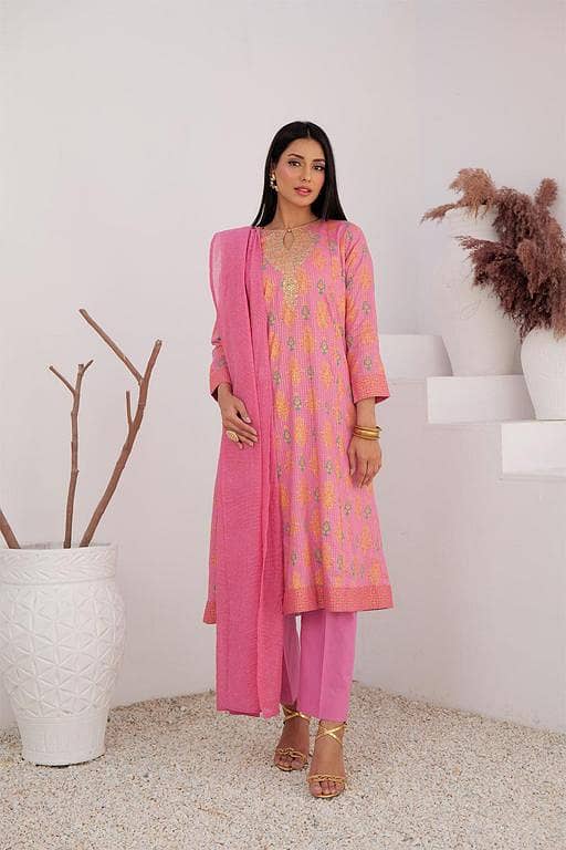 LBD-02991 | T. Pink & MultiColor | Casual Plus 3 Piece Suit | Cotton Dobby Dye over Gold Print