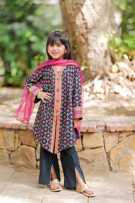 Casual Plus 3 Piece Suit | Cotton Gold Printed & Paist Lawn | Black & Multicolor | KBD-02022