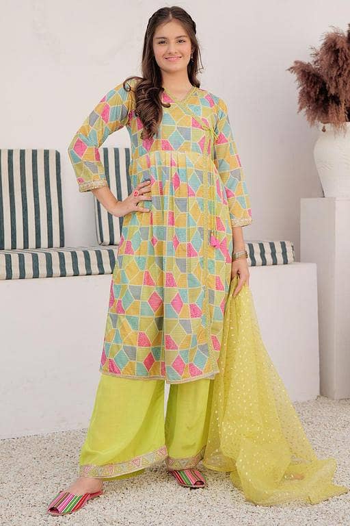 GDD-02850 | Multcolor & Gold | Formal 3 Piece Suit | Taser Silk