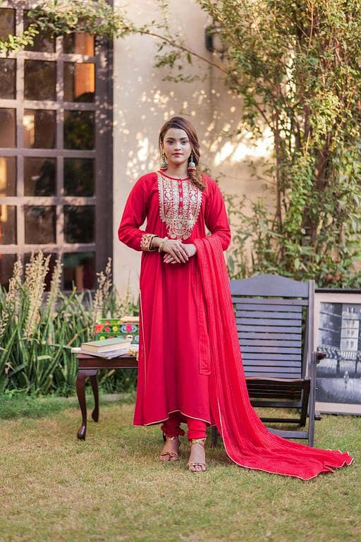 LDD-02740 | Red & Gold | Formal 3 Piece Suit | Viscose Raw Silk