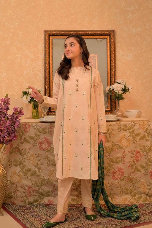 GBD-02942 | Fawn & Multicolor | Casual Plus 3 Piece Suit | Cotton Jacquard