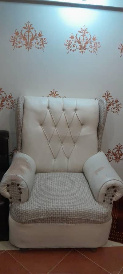 7 seater sofa set available for sale (3+2+1+1)