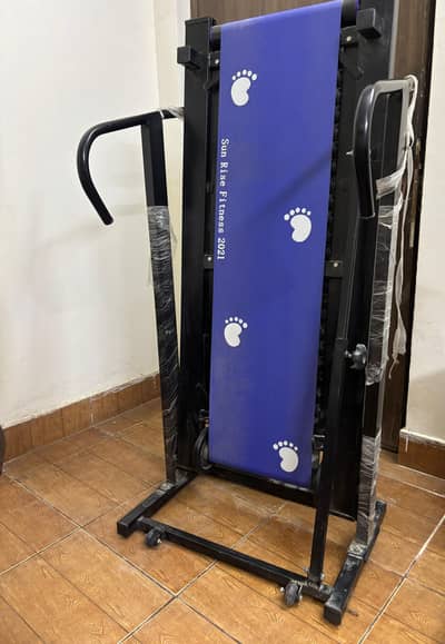 Treadmill in lush condition for sale