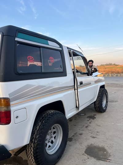 daihatsu rockey long chasis kashmeer registered